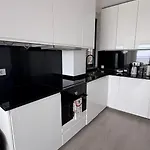 Apartman Riverside Luxe 1br Retreat In Expo *