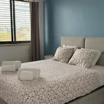 Riverside Luxe 1br Retreat In Expo Apartman *