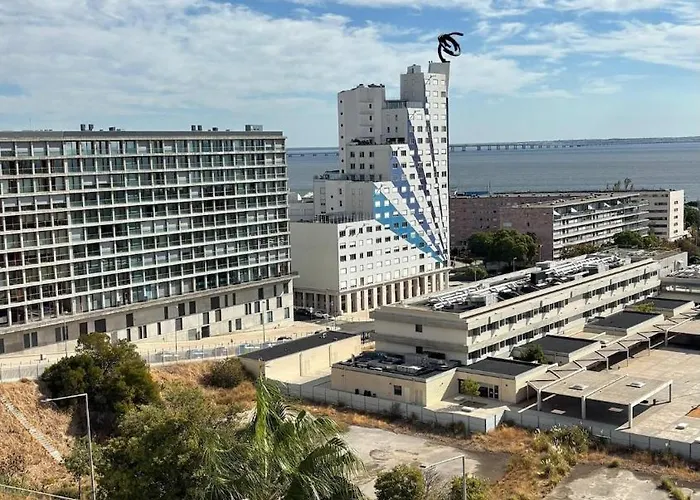 דירה Riverside Luxe 1br Retreat In Expo ליסבון