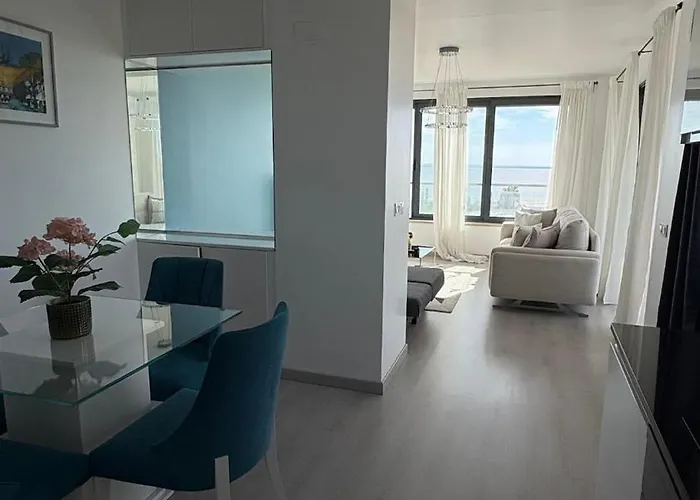 Riverside Luxe 1br Retreat In Expo * ליסבון