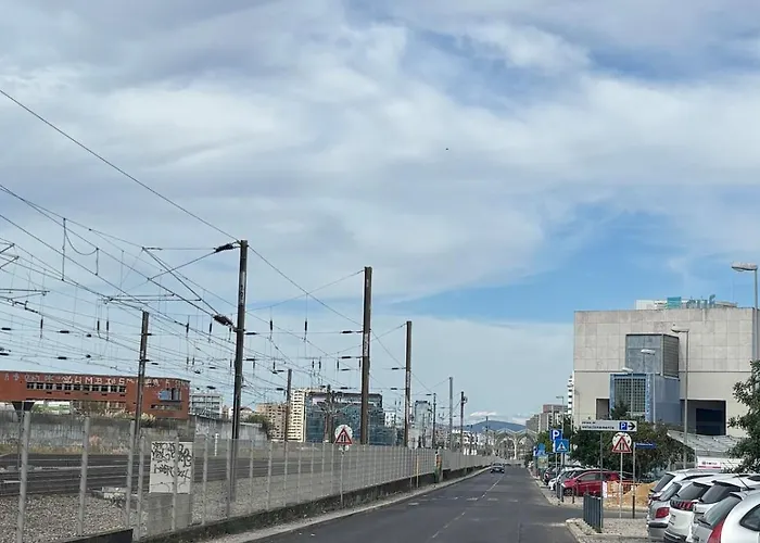 Riverside Luxe 1br Retreat In Expo דירה *