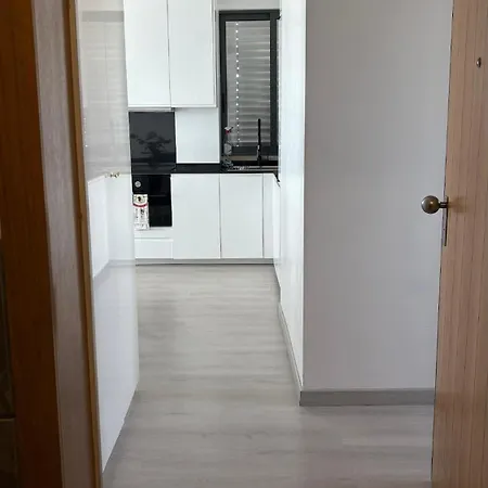 Riverside Luxe 1br Retreat In Expo Apartament Lizbona